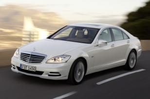 Mercedes-Benz&nbsp;S-klase sedans