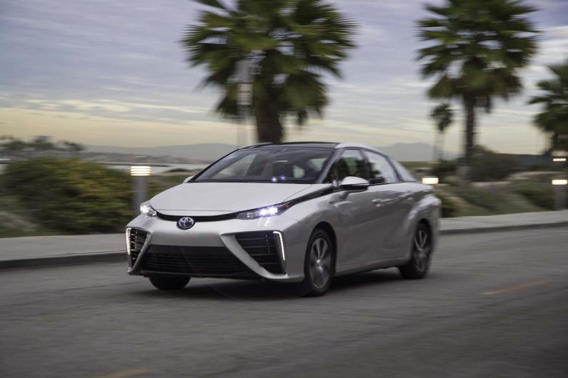 http://www.whatcar.lv/news/large/b374c00b4058b8ac58abedac61ce9908.jpg