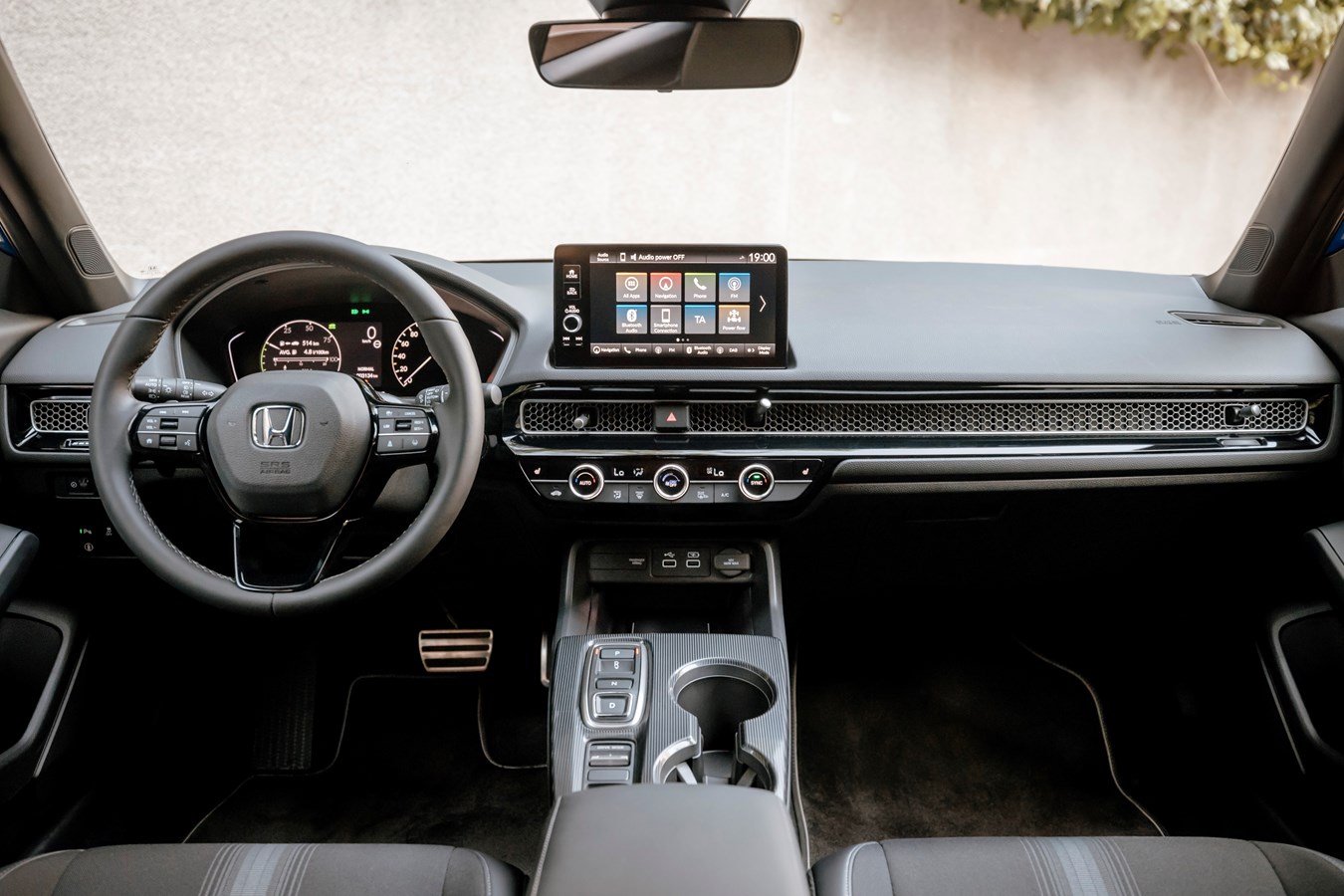https://www.whatcar.lv/cars/Honda/Civic/29d004c437350238fb3b0f6ea5a37f8f.jpg