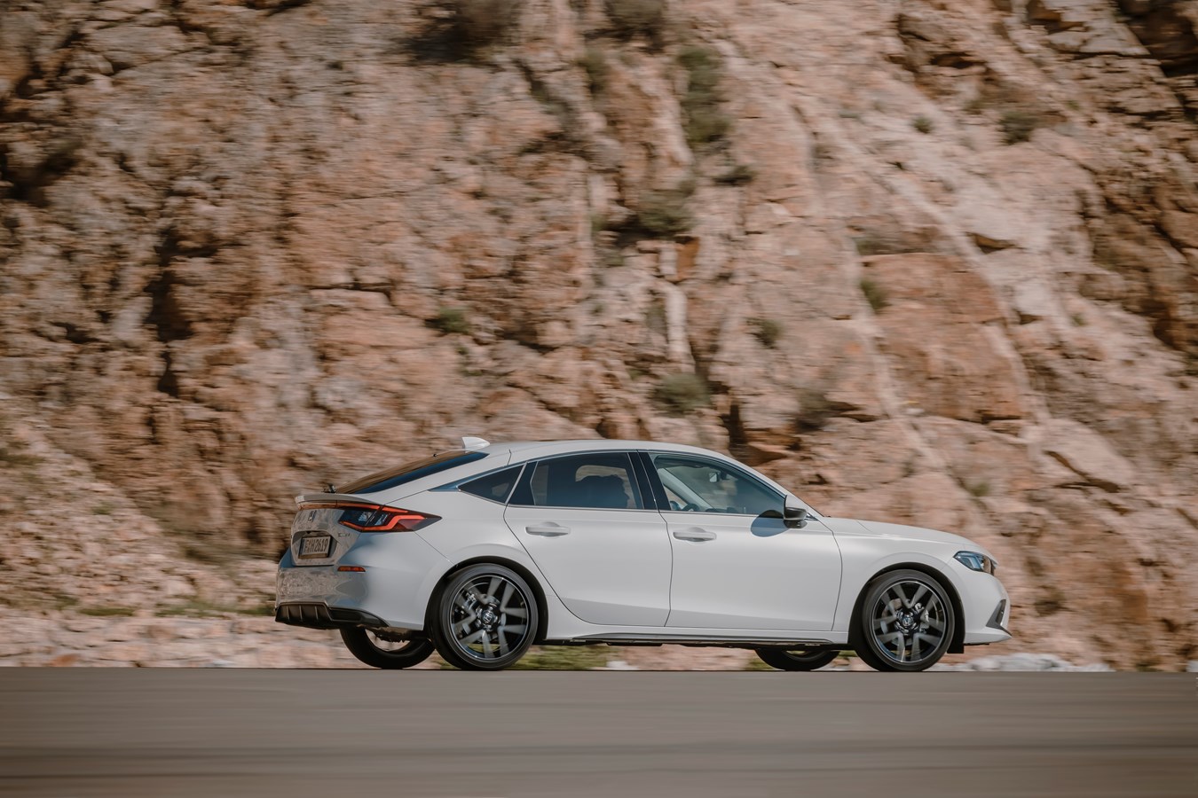 https://www.whatcar.lv/cars/Honda/Civic/7af6580f8281272a01a77cef58d1c41b.jpg