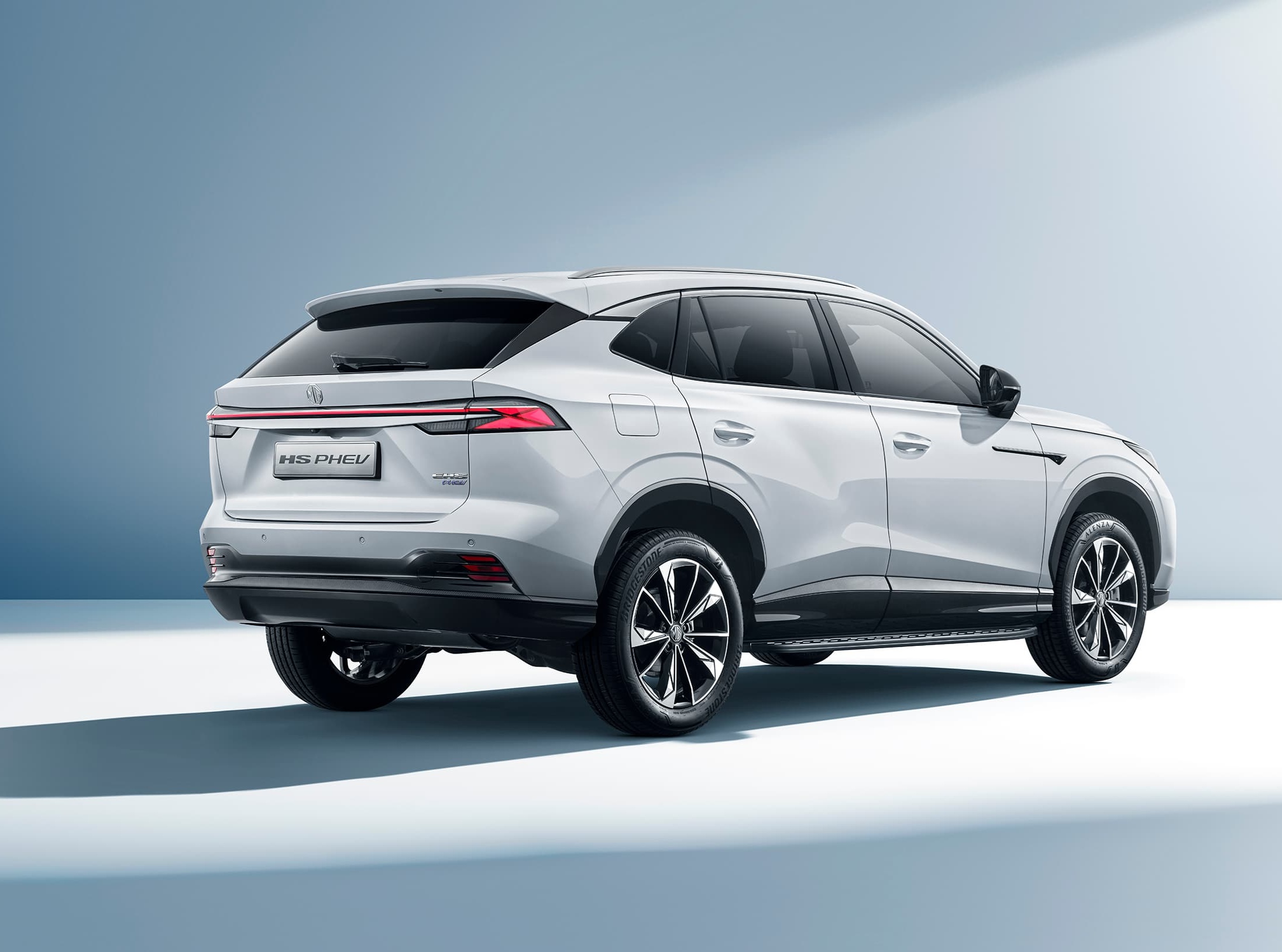 https://www.whatcar.lv/cars/MG/HS/24e9c7d6f6eb3123c25ff77789e4360c.jpg