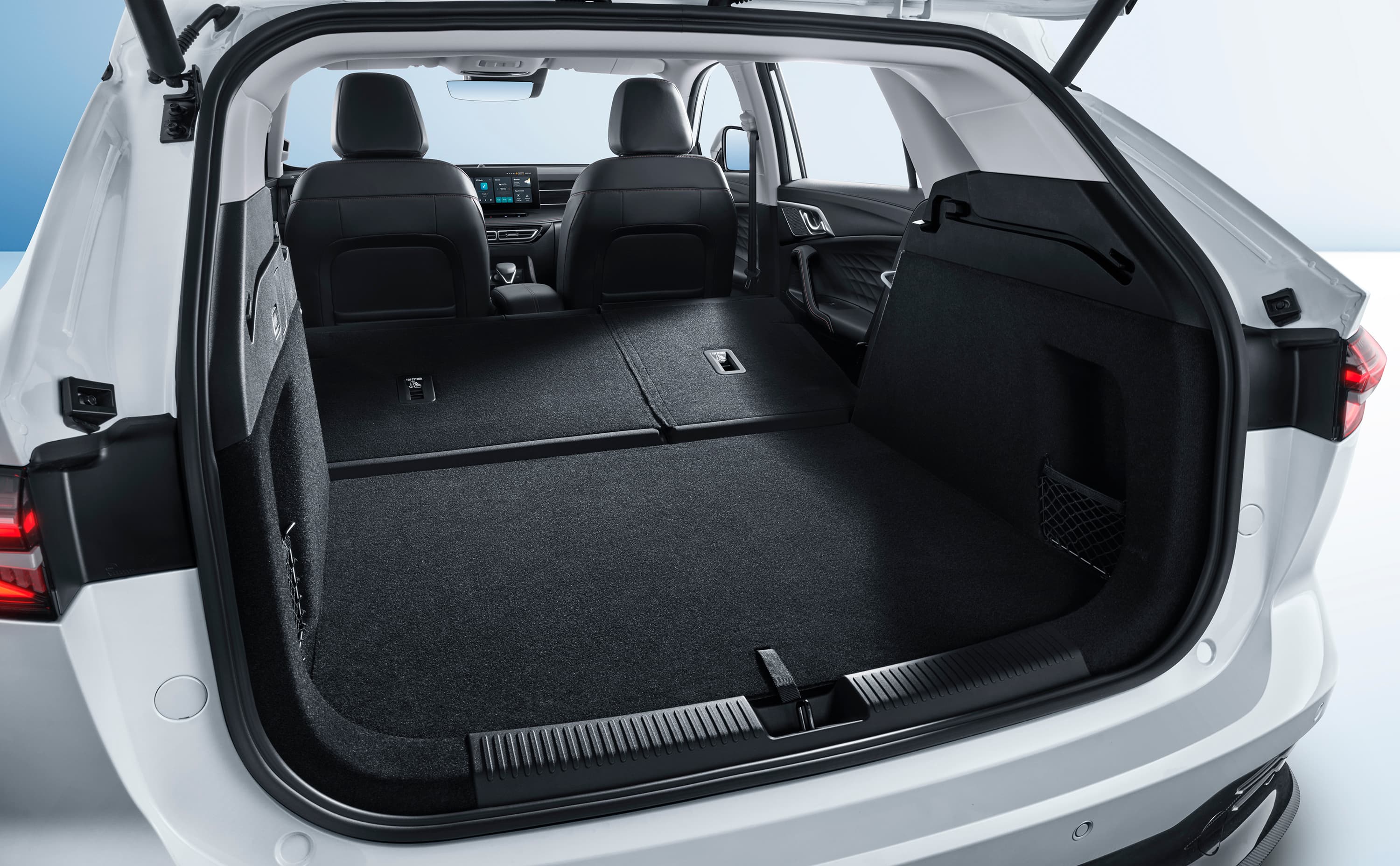 https://www.whatcar.lv/cars/MG/HS/34e5b270ad80e4d7717fccf1b1e08cb4.jpg