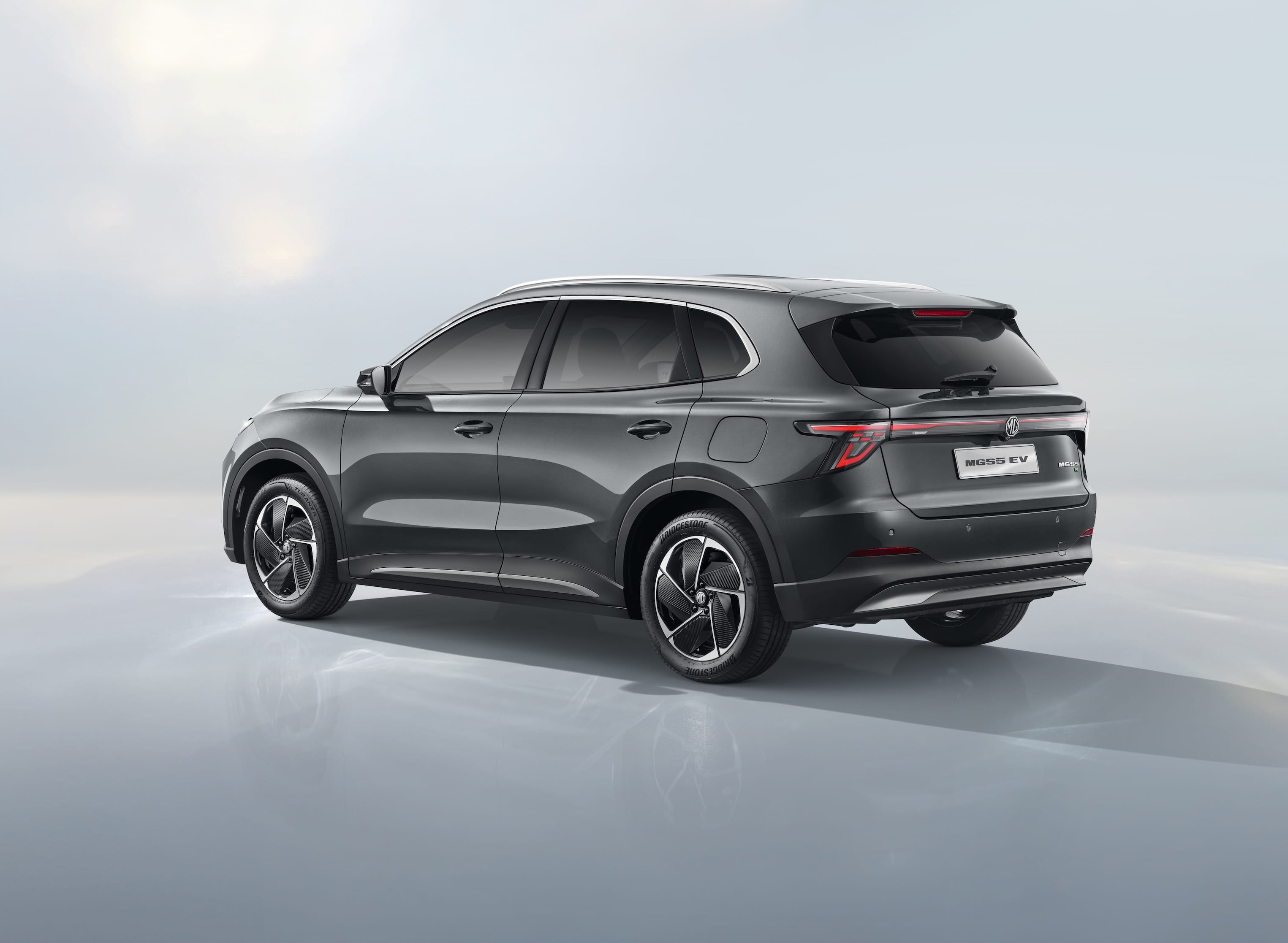 https://www.whatcar.lv/cars/MG/S5/e1557e646f76807f60d1760b6102cf54.jpg