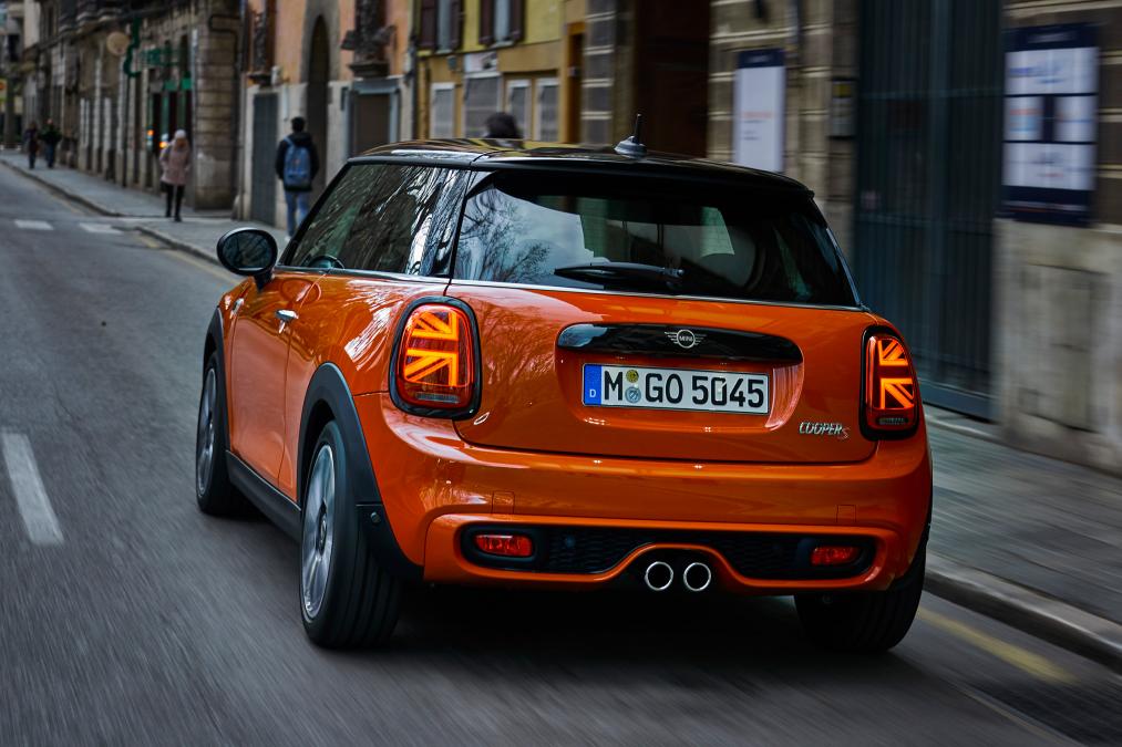 https://www.whatcar.lv/cars/Mini/hečbeks/66fa1e3e8a78243dd7503bd8eed864f8.jpg