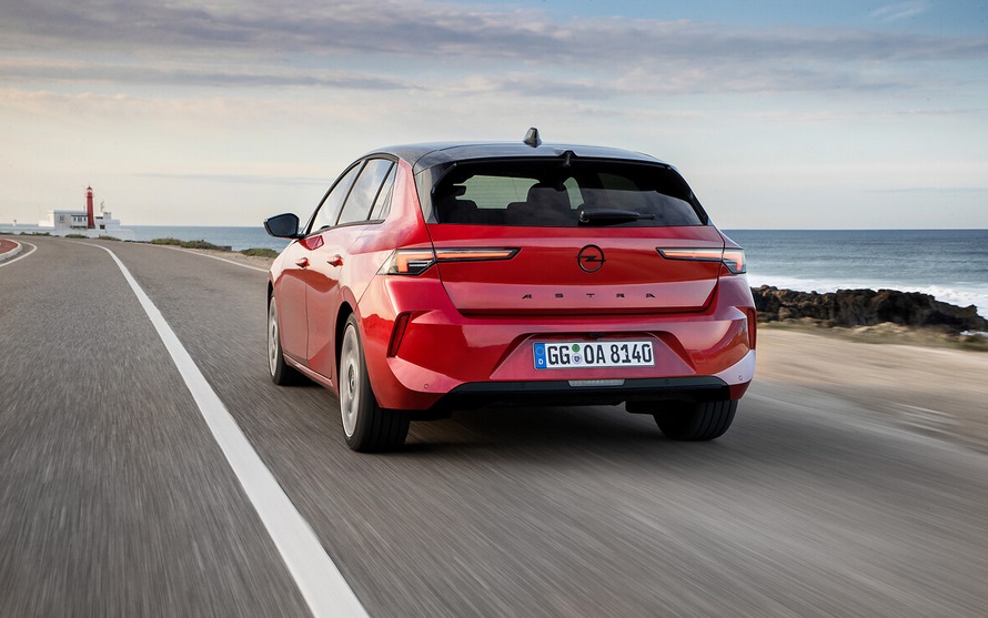 https://www.whatcar.lv/cars/Opel/Astra/d1506445e43e92521c030f669880a15b.jpg