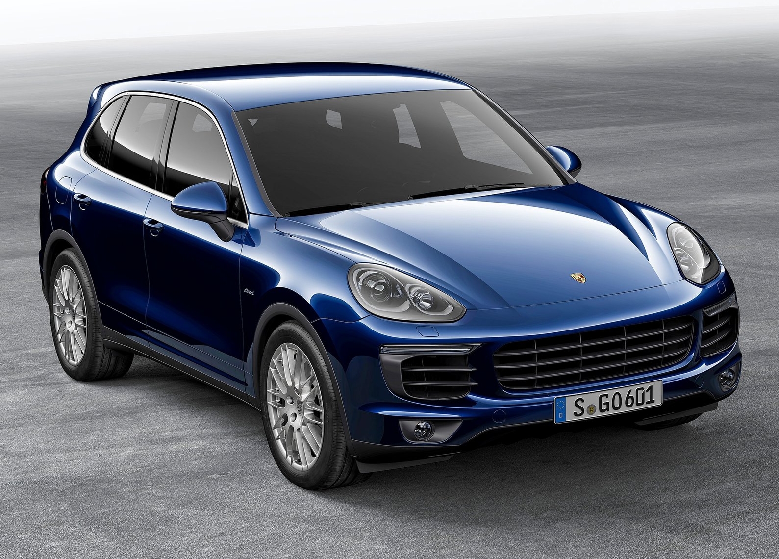 https://www.whatcar.lv/cars/Porsche/Cayenne/2a8cdf0c3c2be73f3c80f0feb9c868d0.jpg