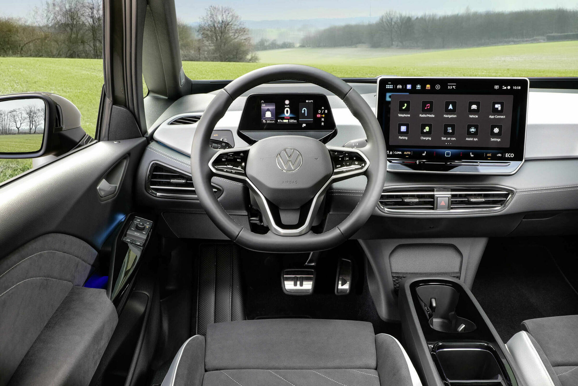 https://www.whatcar.lv/cars/Volkswagen/ID.3/b9d984584445608fd00c598d51a7c647.jpg