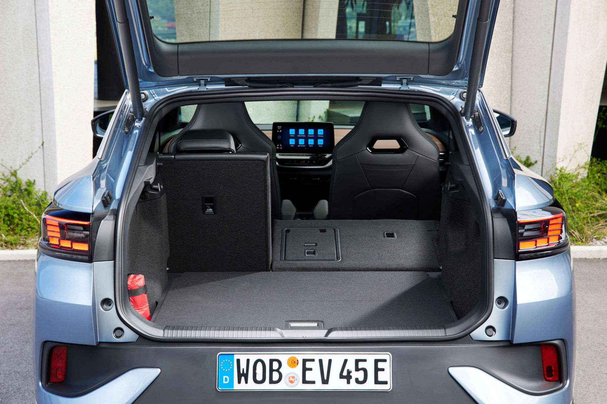 https://www.whatcar.lv/cars/Volkswagen/ID.4/9a1c5b930bd8e076d3e7e98588a0c758.jpg