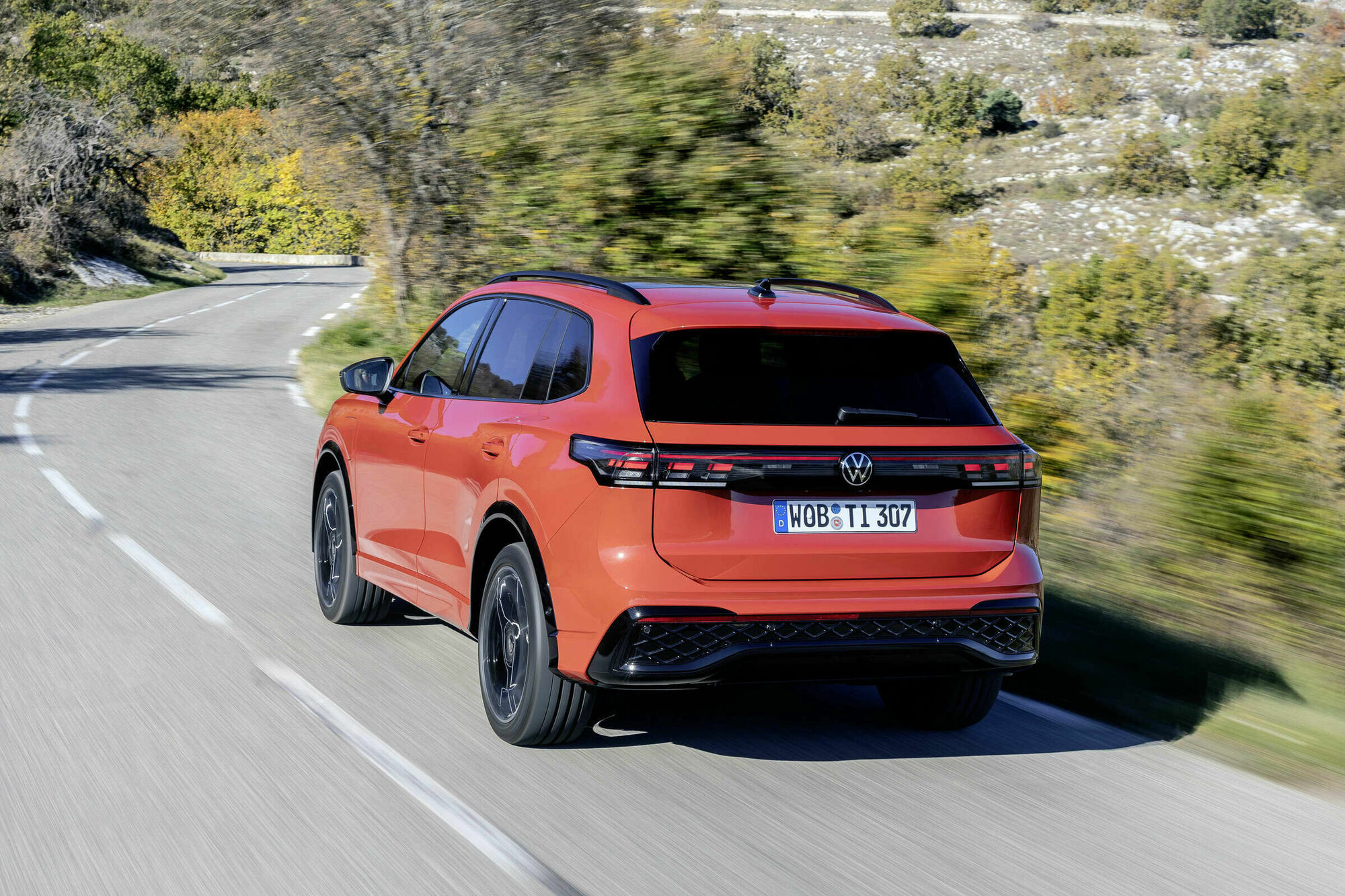 https://www.whatcar.lv/cars/Volkswagen/Tiguan/f832425ef3ddb5c69892ce96ddbf6b21.jpg