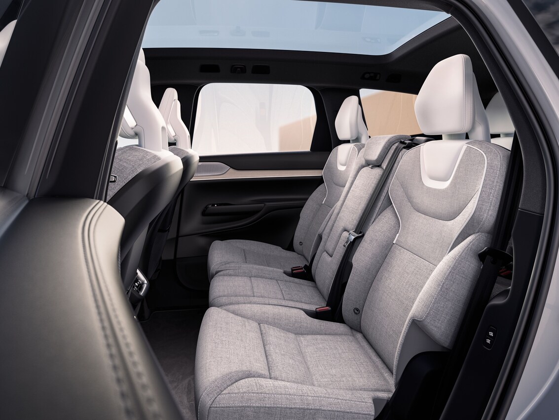 https://www.whatcar.lv/cars/Volvo/EX90/610f5f4c43a76debf73c458c4c326780.jpg