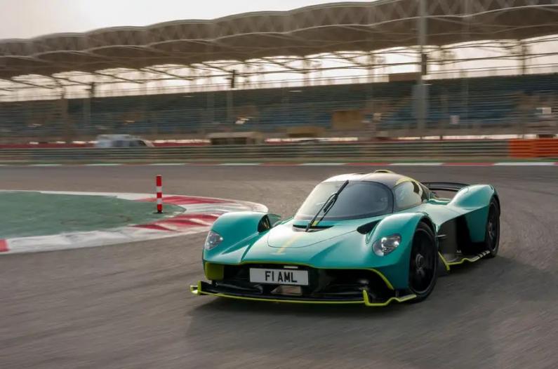 https://www.whatcar.lv/news/large/19d05eac9bf2d801ee6cf4be50a1ccc1.jpg