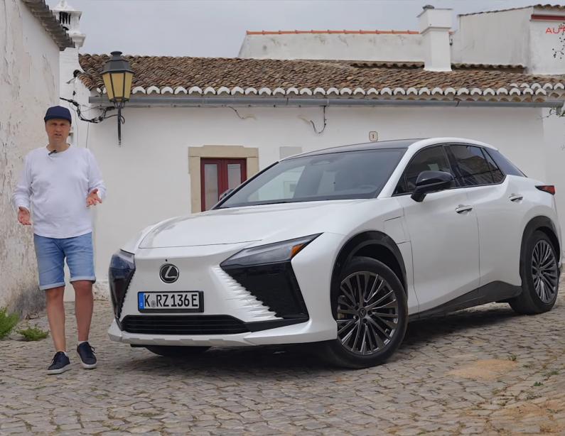 Lexus RZ iegūst lielāku bateriju, ātrāku uzlādi un drive-by-wire stūresratu