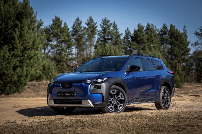 Pilnībā elektriskais E-Outback pārbaudīts Eiropā