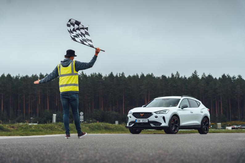 https://www.whatcar.lv/news/large/5eb5556f178e4ff103e3fca1f21a1c09.jpg