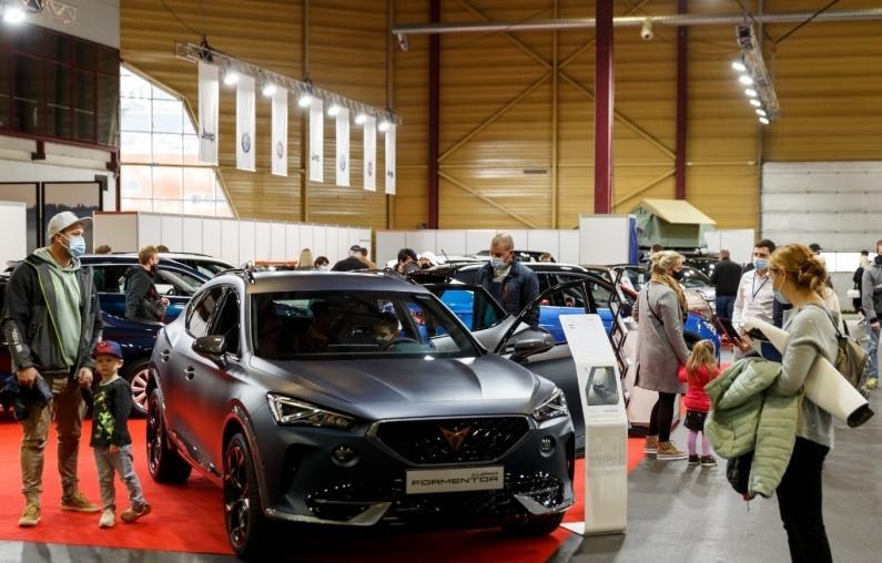 https://www.whatcar.lv/news/large/7959996f5b721432e0b7bb025bad8c8b.jpg