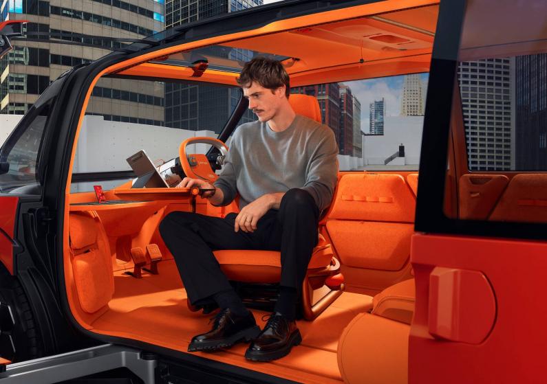 Citroën jaunais konceptauto: sešvietīga dzīvojamā istaba uz riteņiem