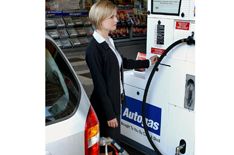 https://www.whatcar.lv/news/large/NonCarFuelStation2191862003162316.jpg