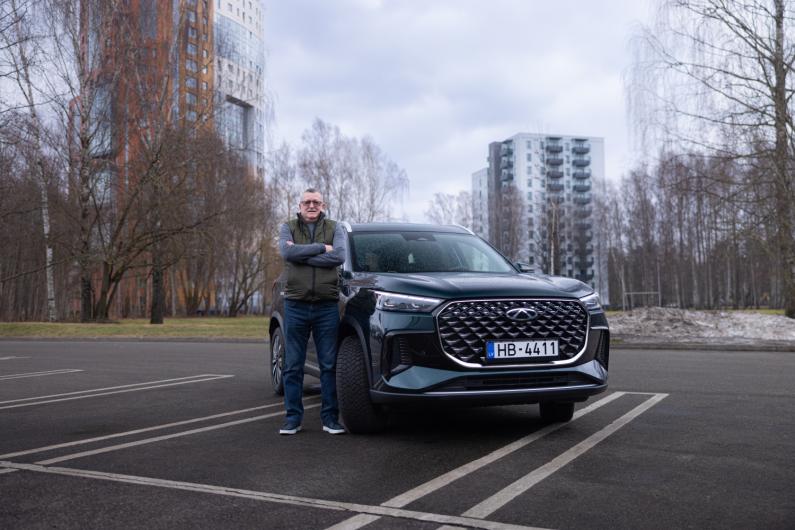 Vērtības čempions no Ķīnas - Chery Tiggo 8 PHEV